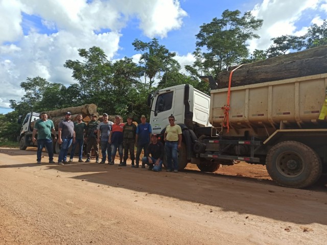 Prefeitura de Monte Negro adere a projeto e recebe da SEDAM madeira apreendida em Alto Paraíso