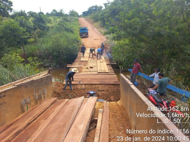 Prefeitura de Monte Negro revitaliza mais de 20 pontes em Janeiro de 2024